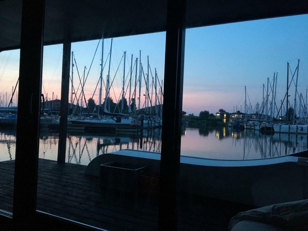 Tinyfloat Andijk Villa Dış mekan fotoğraf